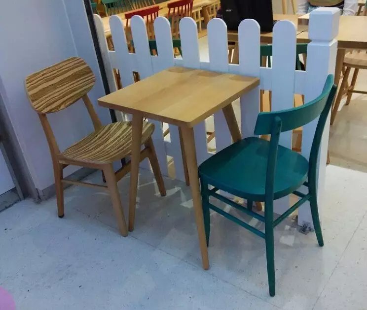 咖啡厅桌椅定制  咖啡厅实木桌椅厂家直销