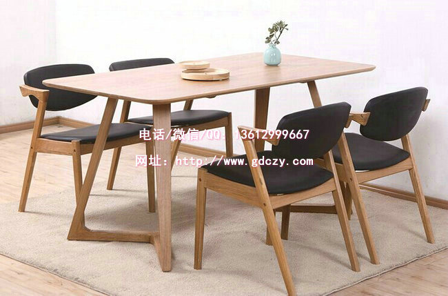 实木餐椅款式特定，水曲柳餐桌款式新颖