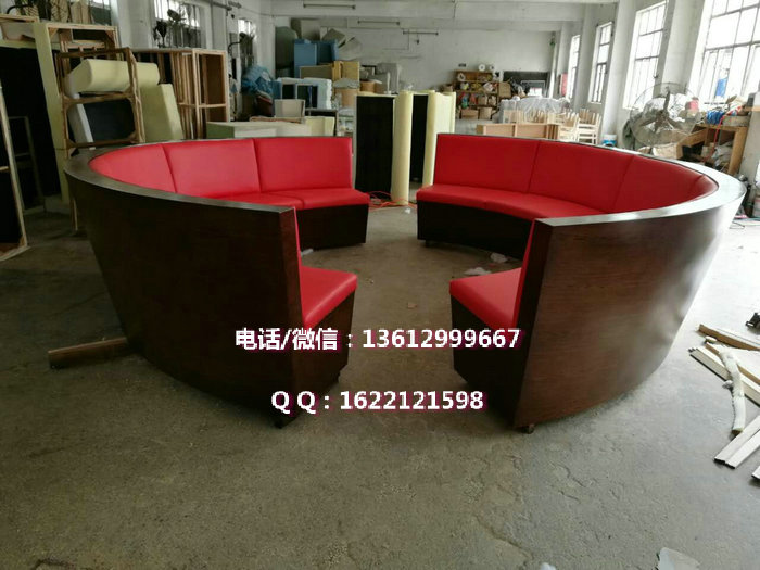 弧形卡座沙发