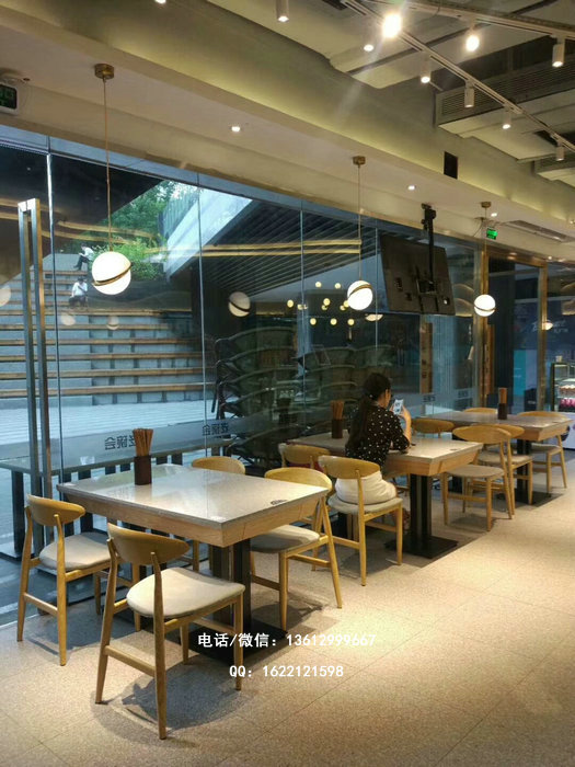 茶餐厅桌椅